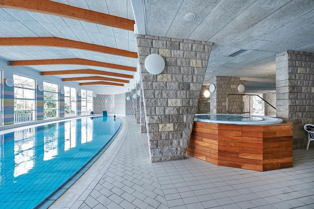 Hotel Delfin Izola Bagian luar foto