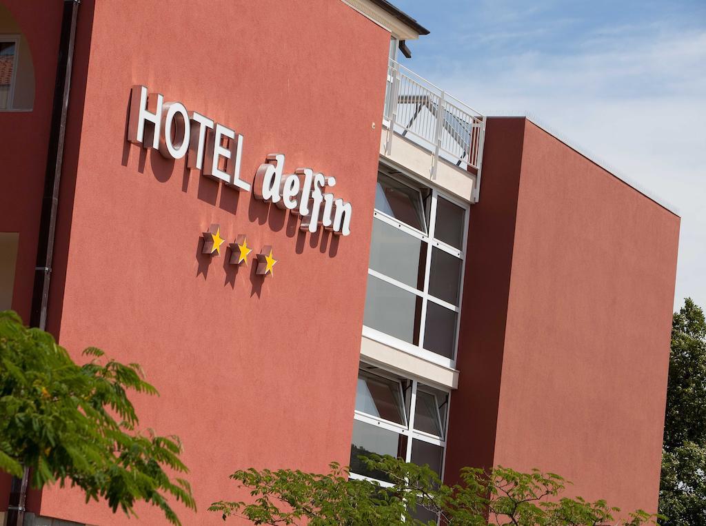 Hotel Delfin Izola Bagian luar foto